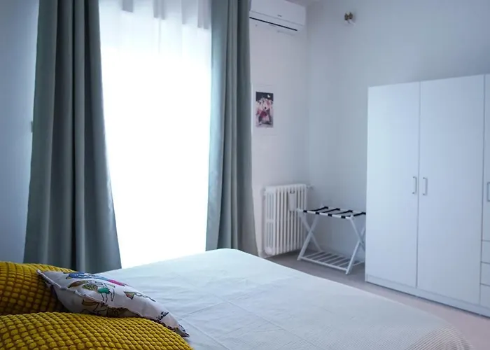 Evviva Maria * Matera